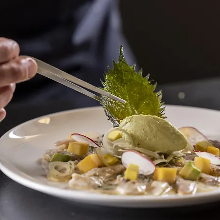 Hotel Restaurant Castellane 4*