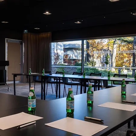 Aparthotel Restaurant Castellane By Germain Collection