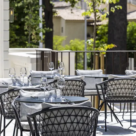 Aparthotel Restaurant Castellane By Germain Collection Greoux-les-Bains