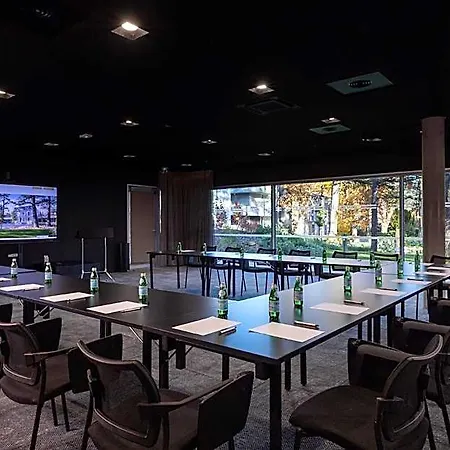 Aparthotel Restaurant Castellane By Germain Collection