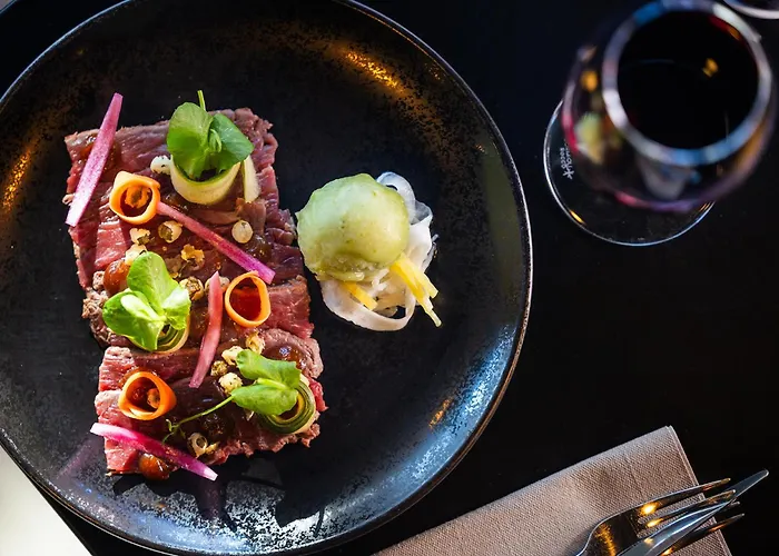 Hotel Restaurant Castellane 4*