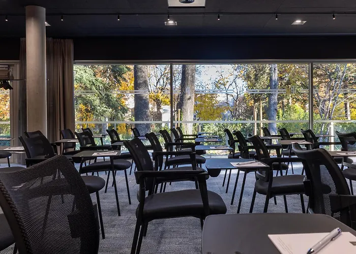 Restaurant Castellane 4* Gréoux-les-Bains