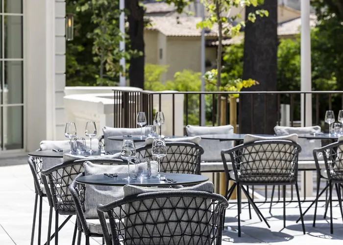 Hotel Restaurant Castellane Gréoux-les-Bains
