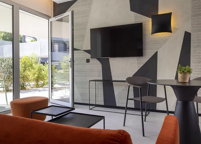 Restaurant Castellane Hotel Greoux-les-Bains